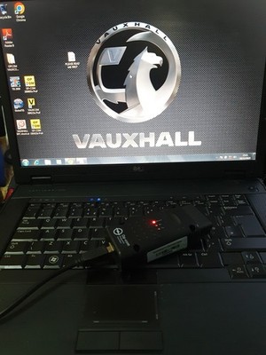 Vauxhall Fahrzeug PRO Diagnose Laptop Werkzeug OPCOM EOBD OBD2 SCANTOOL obd LESER