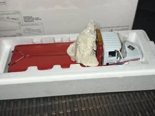 1ST GEAR*INTERNATIONAL 4400 SERIES w MILLERTOWING INDUSTRIES*SLIDE BACK CARRIER