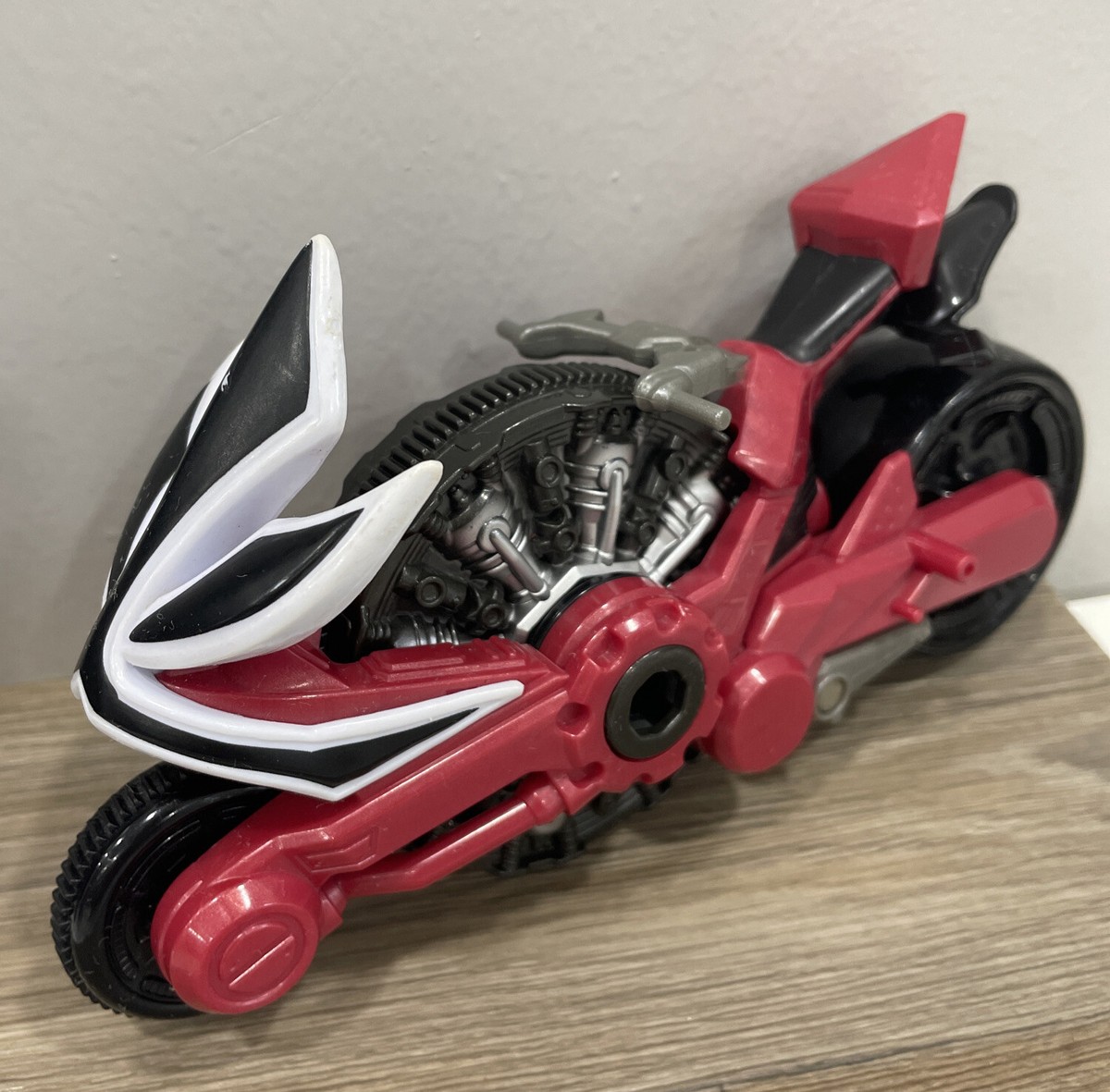 BANDAI POWER RANGERS SAMURAI Fire Disc Cycle - Red VEHICLE