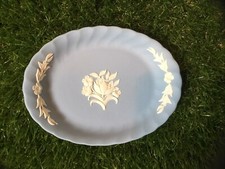 Wedgewood Blue Jasper Ware Oval Ring Pin Dish Fluted Edge with plate stand + box