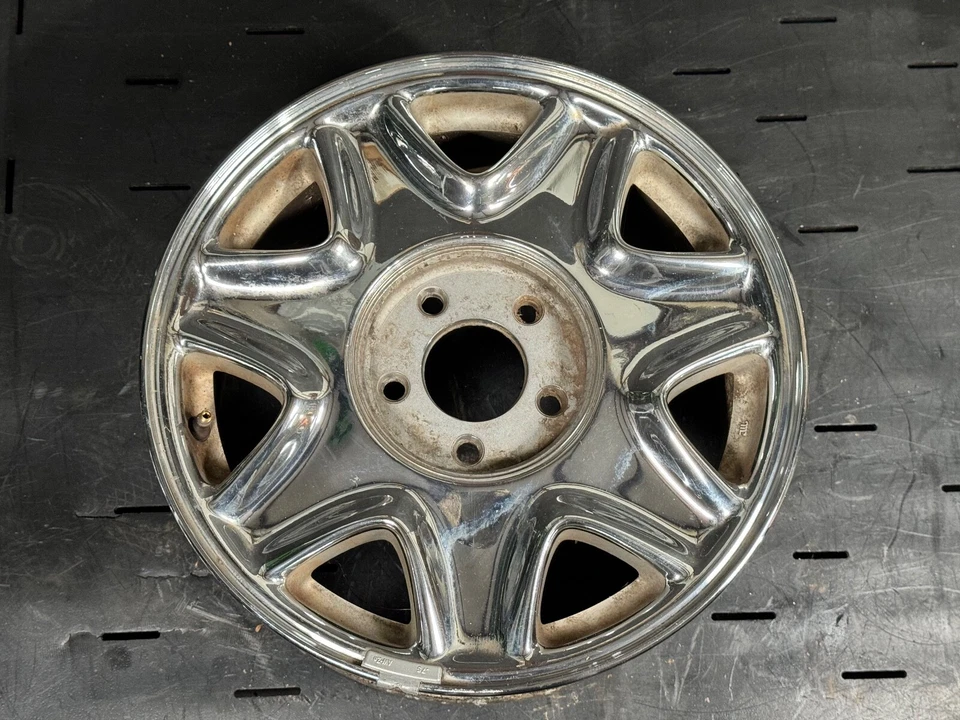 "RUEDA CROMADA CADILLAC 16"" 16X7 ELDORADO SEVILLA 5X115 12365437 V6 OEM 7 RADIOS" Foto 2 de 4