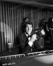 8x10 Print Dean Martin Candid Performing #DM93