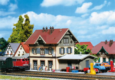 Faller 282707 Z Scale 1:220 Kit of Güglingen Station