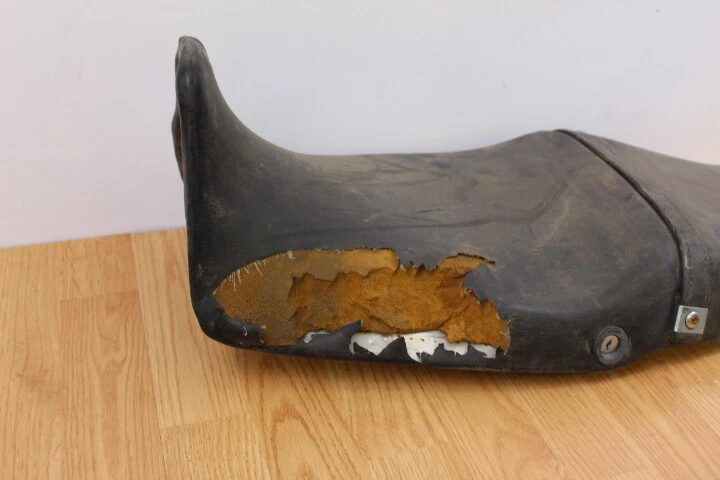 Sillín de asiento Yamaha FZR1000 1987-1995 Foto 4 de 4