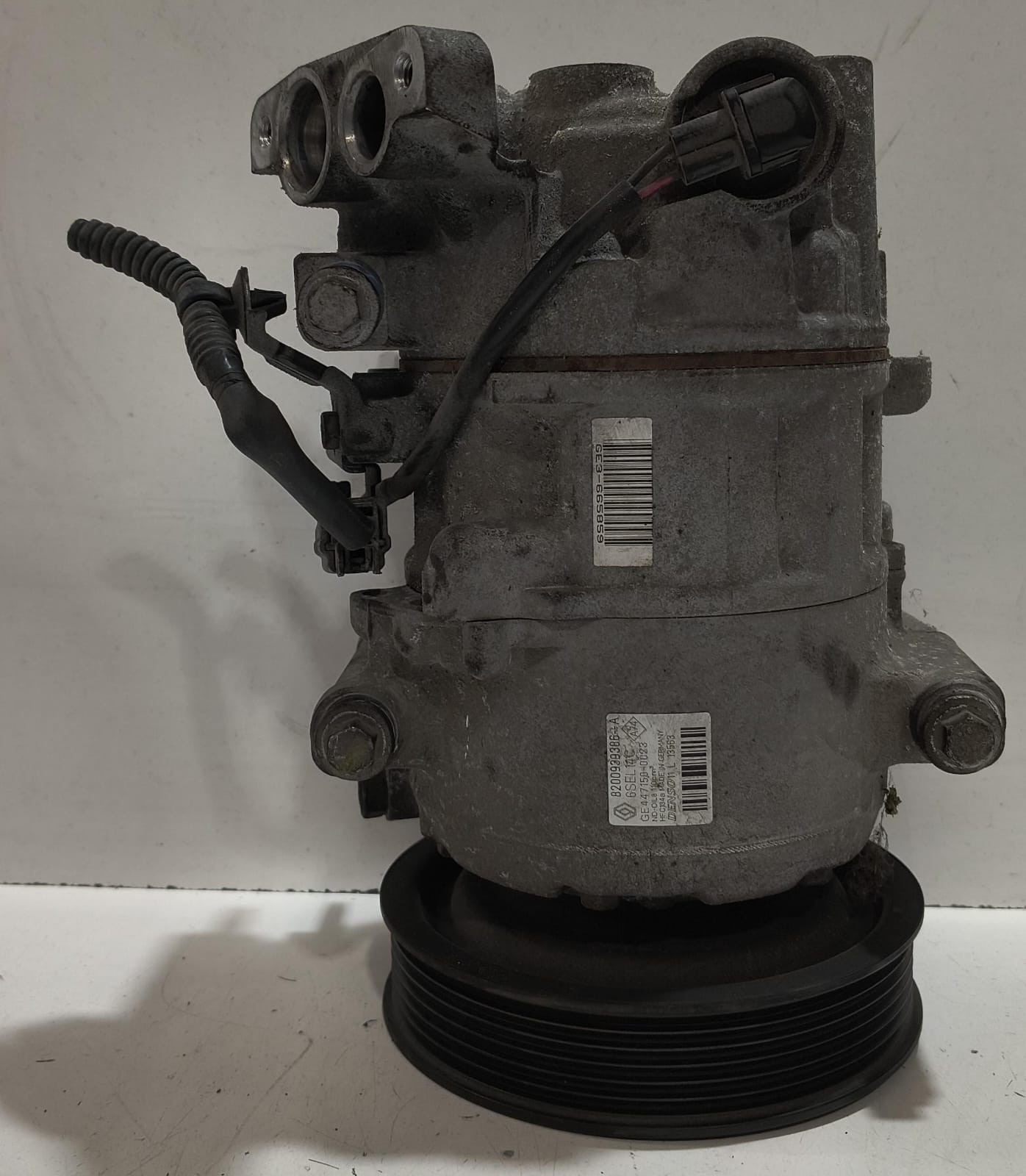 COMPRESSORE ARIA CONDIZIONATA CLIMA A/C PER RENAULT Megane Serie 8200939386 die