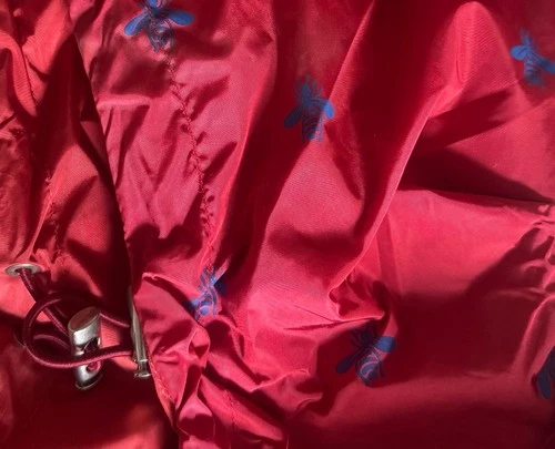 Gucci Red Nylon Bee & Star Hooded Windbreaker Jacket Size 56 XL video thumbnail