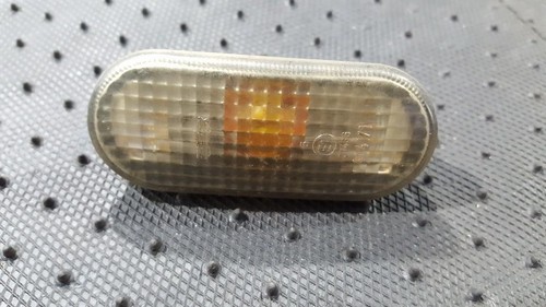3B0949117C Seitenblinker (Kotflügelblinker) Vorne Rechts  Volksw DE227921-32