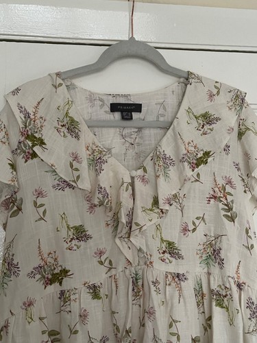 Primark Ecru floral blouse frilled Ruffles V Neck Viscose Linen Blend U.K. 16 - Picture 3 of 19