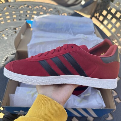 Adidas Manchester United x Gazelle Red Black Men's Athletic Shoes