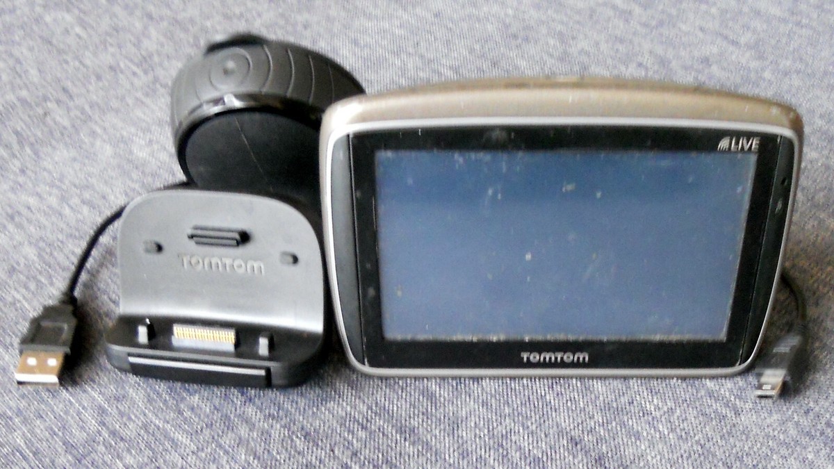 Navigation Tomtom Live CE0168, GO LIVE TOMTOM (4CP000206) | eBay