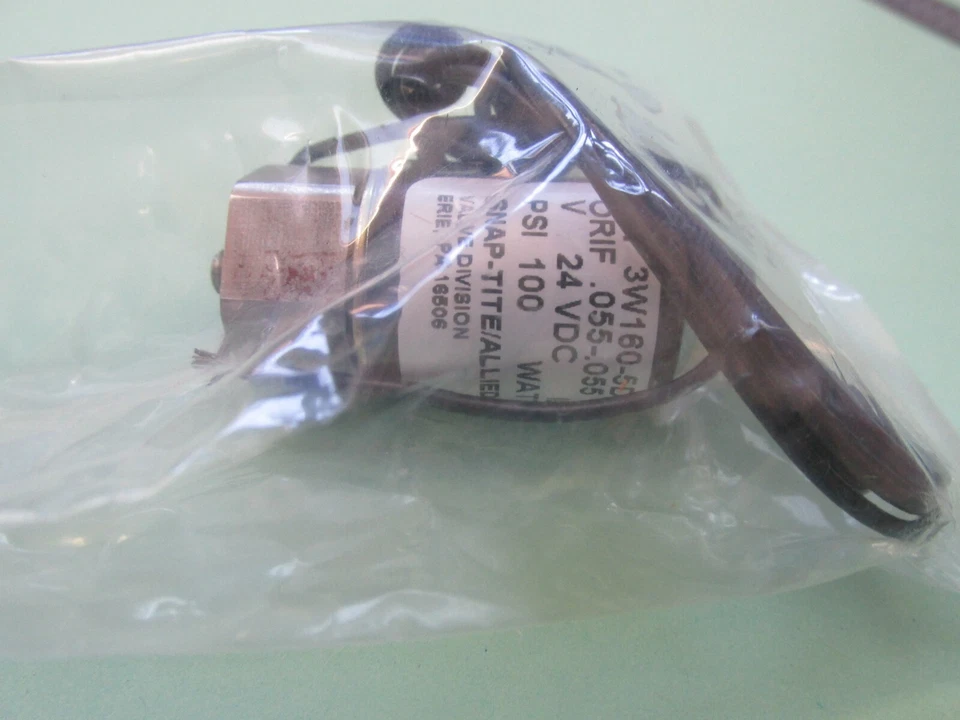 SNAP-TITE/ALLIED 3W160-5DR-A3C6 Electrically Operated Solenoid 24 VDC 100psi 3W - Image 3 of 4