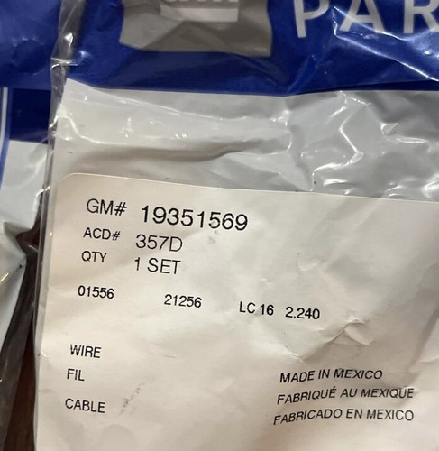 GM OEM GENUINE 7mm Spark Plug Wires 2009-2012 Silverado Camaro Suburban SET OF 8 - Picture 2 of 3