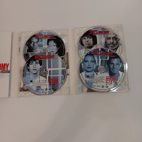 Grey's Anatomy Seasons 1, 2, & 4 DVDs Region 1 (No Code) - Picture 14 of 24