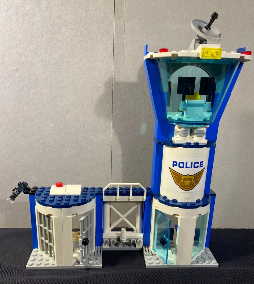 LEGO City 60210 Sky Police Air Base, foto 3 di 5
