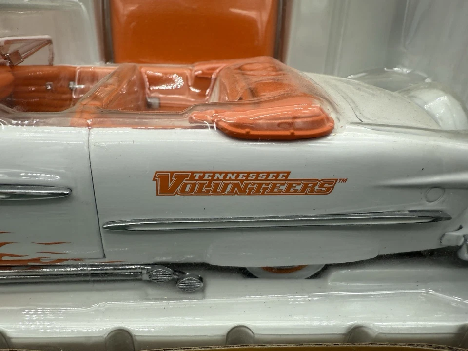 Ford Street Rod 1949 Crown Premiums 1/24 Universidad Tennessee UT VOLS EDICIÓN LIMITADA Foto 3 de 4