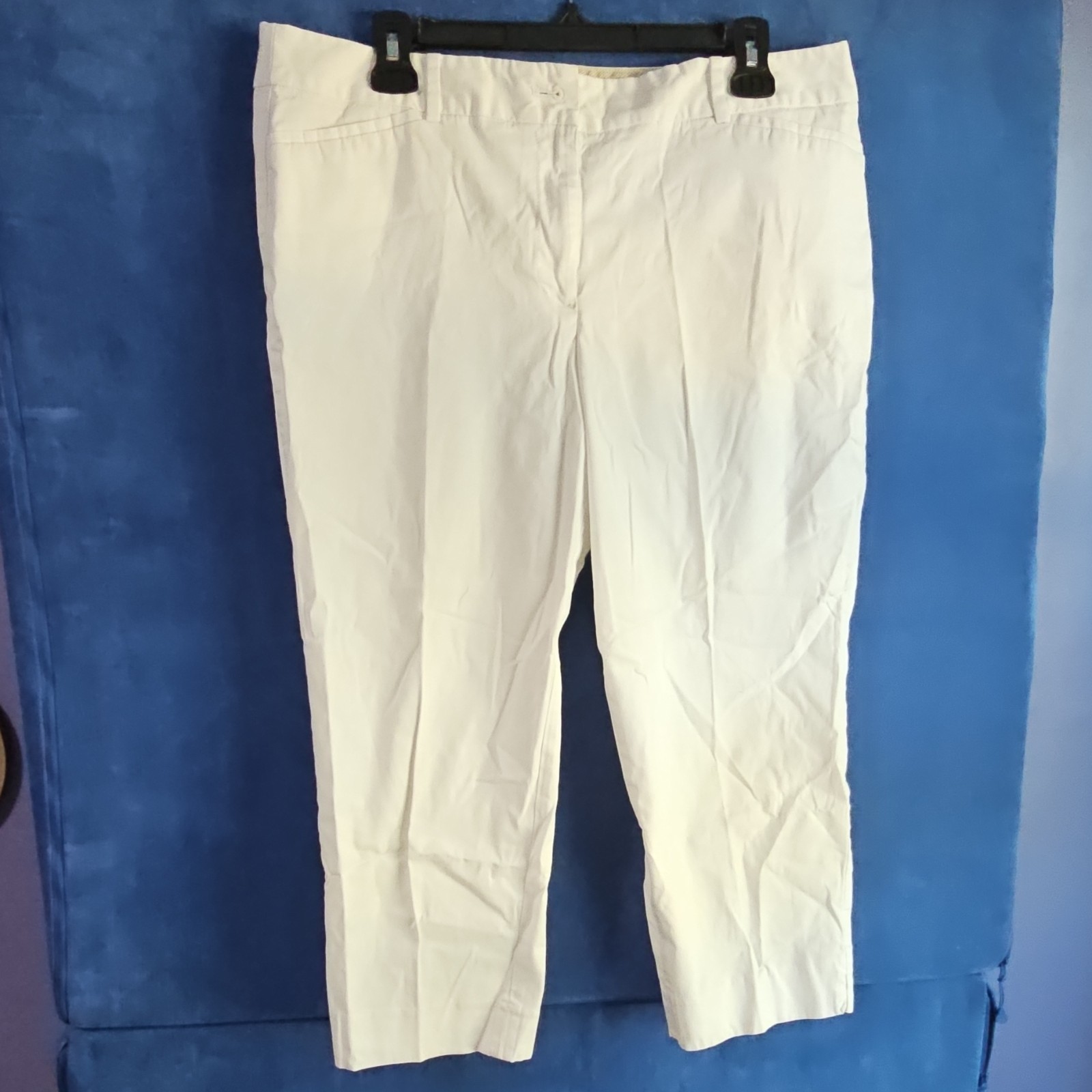 Talbots Women's Solid White Flat Front Cropped Pa… - image 1