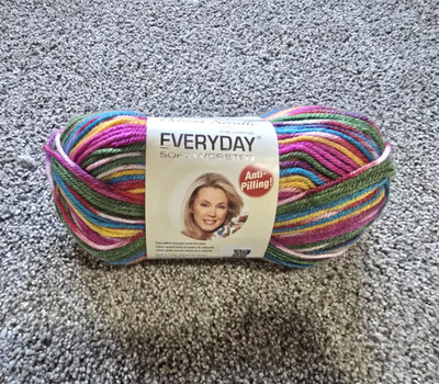 Premier Yarns Everyday Soft Anti-Pilling Yarn #4 Worsted Acrylic Parrot ED200-06
