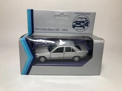 1/43 Gama Mini Mercedes Benz 190-190E