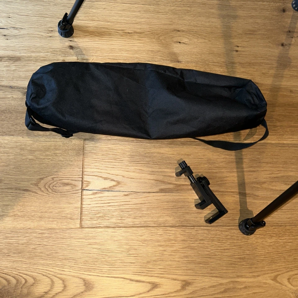 Tripé com estojo de transporte - Imagem 3 de 3