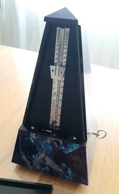 Wittner Metronom, Taktmesser, Mamorblau, limitierte Edition, Kunststoffgehäuse