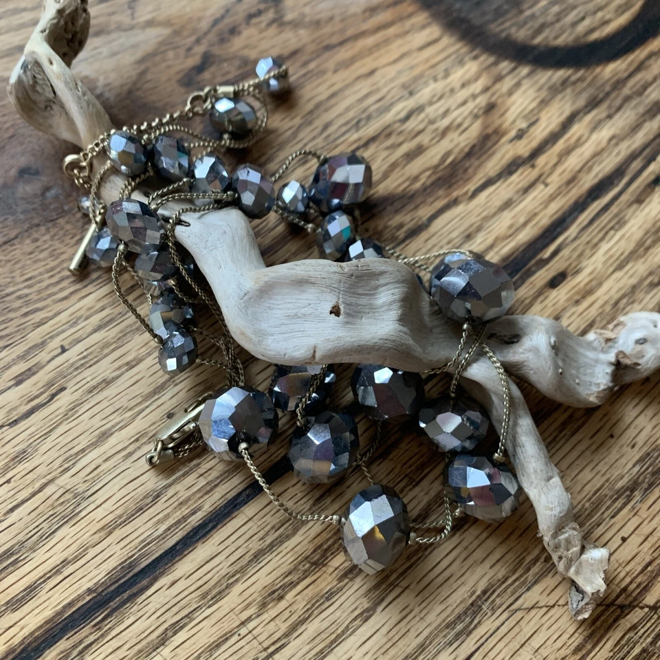 Kenneth Cole Triple Flotante Azulado Espejo Cuentas Facetadas Brillante Collar de Fiesta Foto 4 de 4