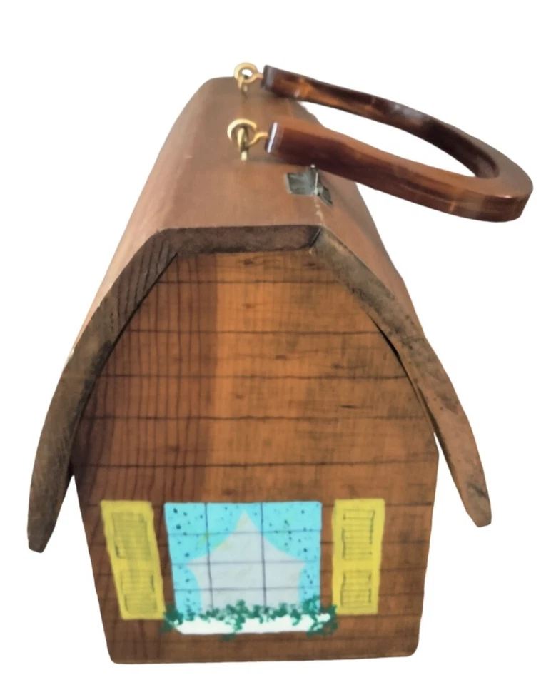 Cartera pintada de madera de colección con forma de casa tiene asa Lucite firmada Cornwell Foto 3 de 4