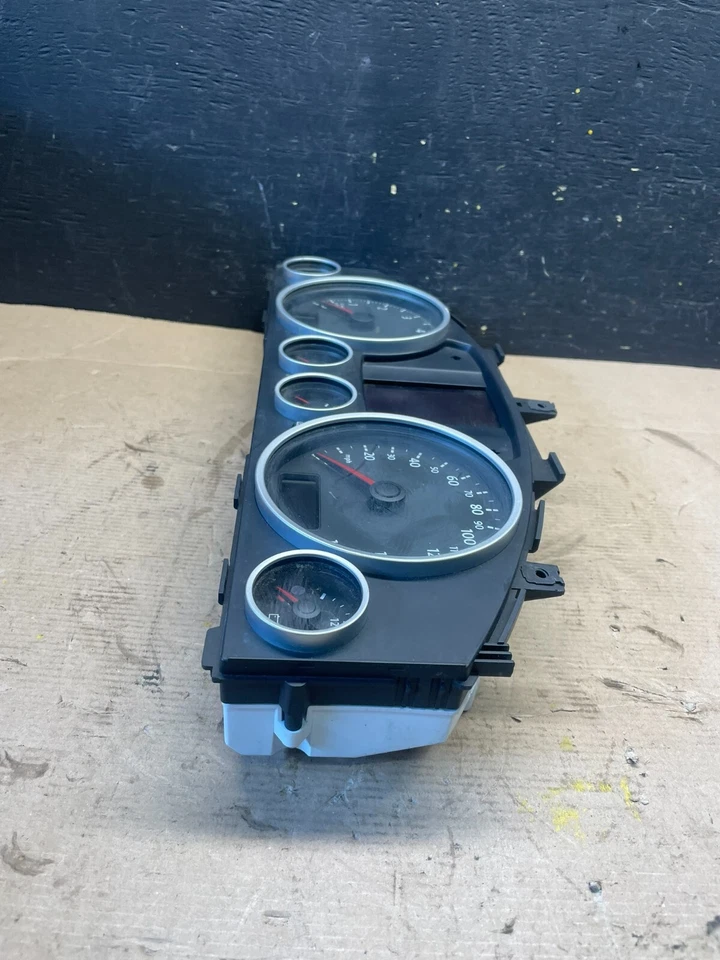 2007 to 2008 Volkswagen Touareg Dashboard Speedometer Cluster Gauge n7443 DG - Image 3 of 4