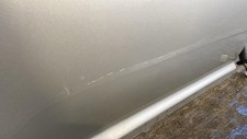 Porte arrière et accessoires Toyota AVENSIS
