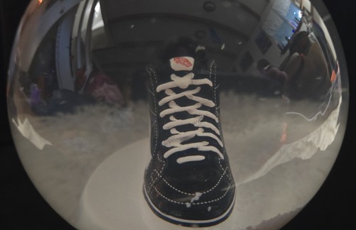 Vans Off The Wall Collectible SK8 Hi Shoe Limited Edition Schneekugel Original - Bild 5 von 10
