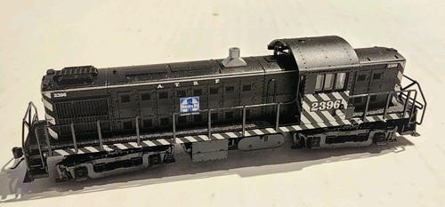 Atlas N Scale RS-1 Diesel Engine Santa Fe #2396