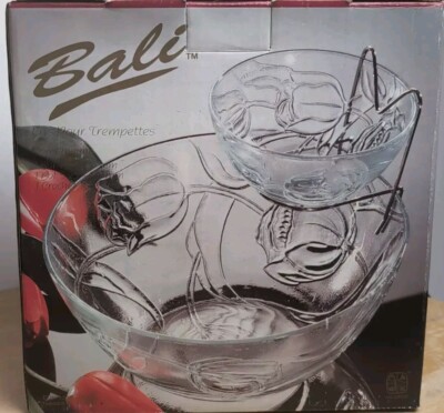 Bali Le Party Chip & Dip 1-Bowl 10'' 1- Bowl 5.25'' w/metal Bracket. Clear Color
