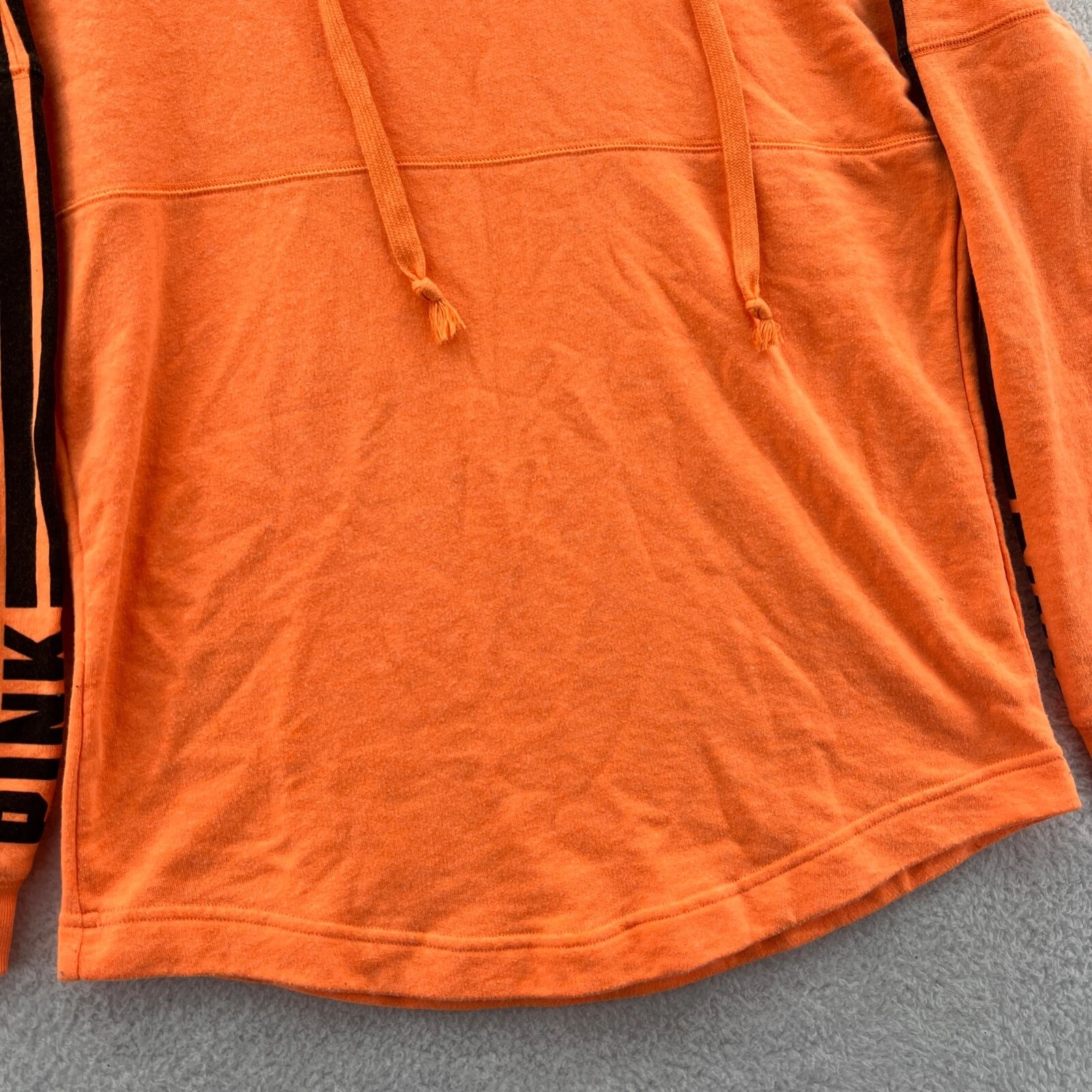 UNDERCOVER Felpa con cappuccio Victoria's Secret donna piccola pullover arancione manica lunga logo top