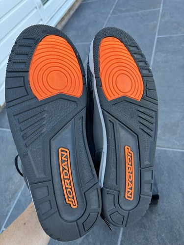 Nike Air Jordan 3 Fear - Picture 3 of 6
