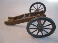 VTG STROMBECKER CARRIAGE TRAILER METAL TOY - 4" X 2 3/4" - SEE PICS - TUB BBA-4