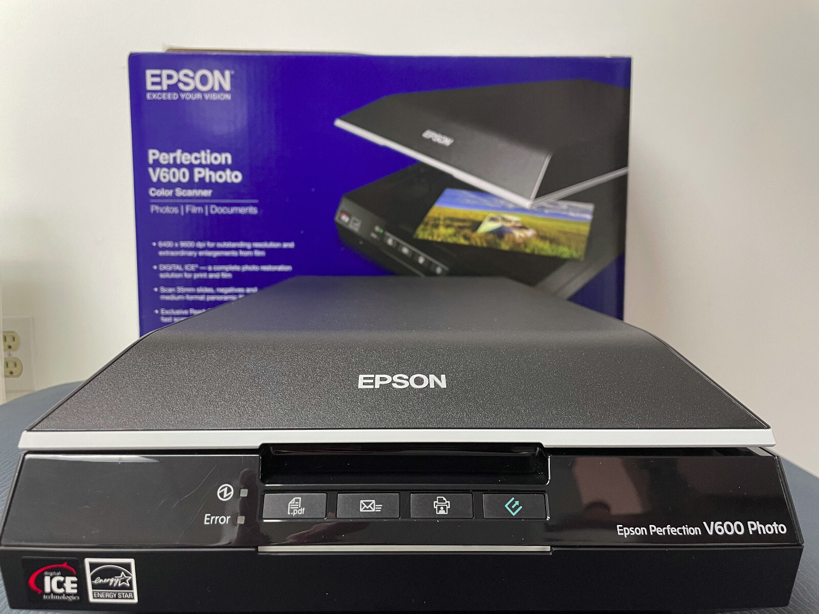 Epson Perfection V600 Photo Scanner Model J252A eBay