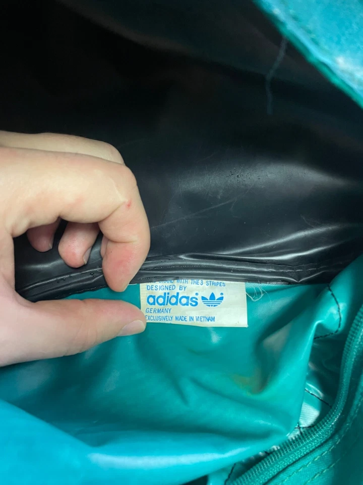 GERMANY 1994 FOOTBALL NATIONAL TEAM LARGE VINTAGE DUFFLE BAG GREEN World Cup - Image 3 of 4