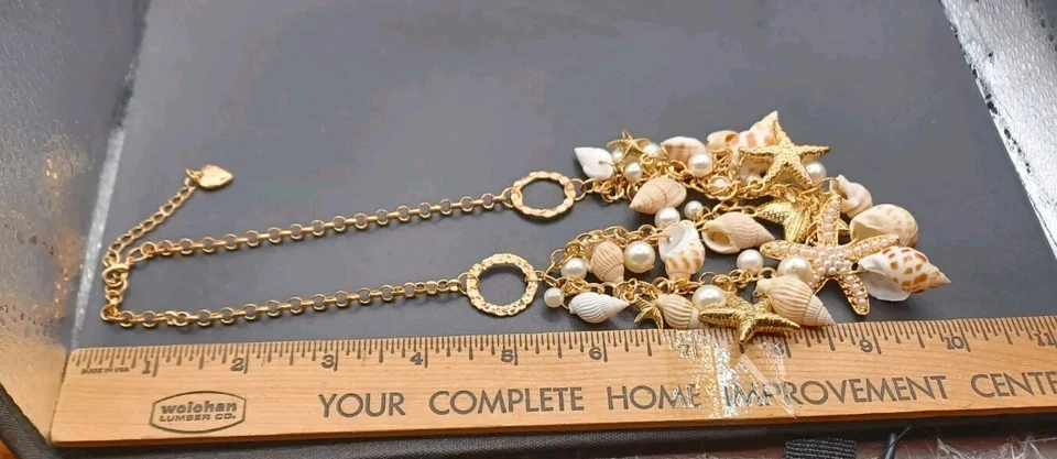 New Marked Betsey Johnson Beach Shell Pearl Goldtone Necklace - Image 3 of 4