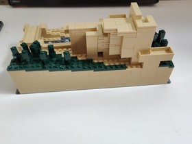 LEGO Architecture Fallingwater 21005 Complete Set 811 pcs Box Manual 