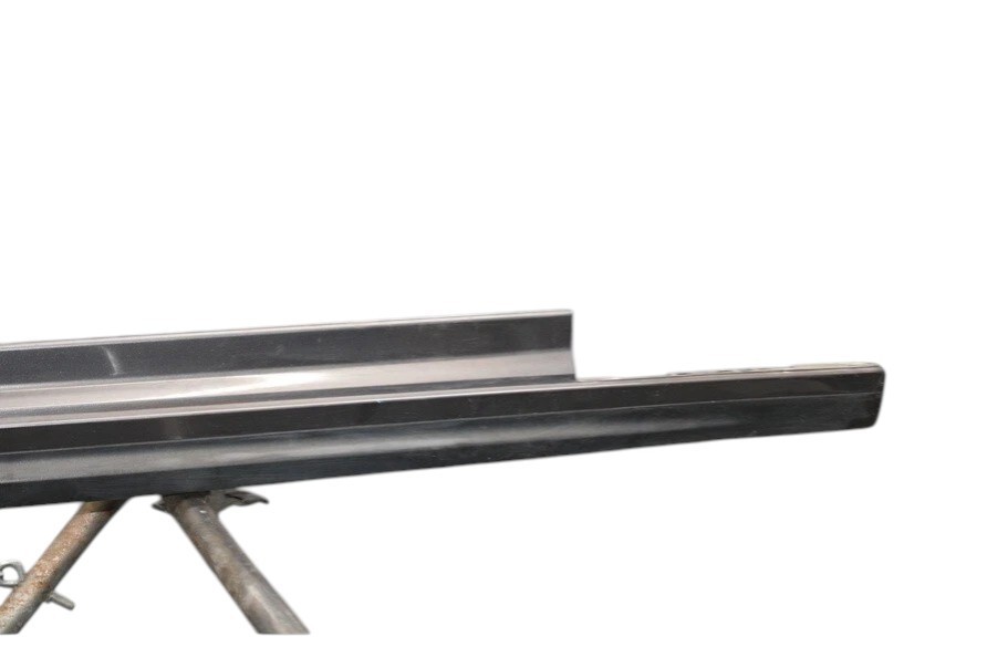14-22 Maserati Ghibli S Right Passenger Side Skirt Rocker Panel 670010791 OEM