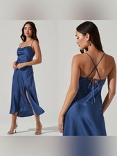 ASTR The Label Gaia Solid Midi Dress Blue Size M NWT