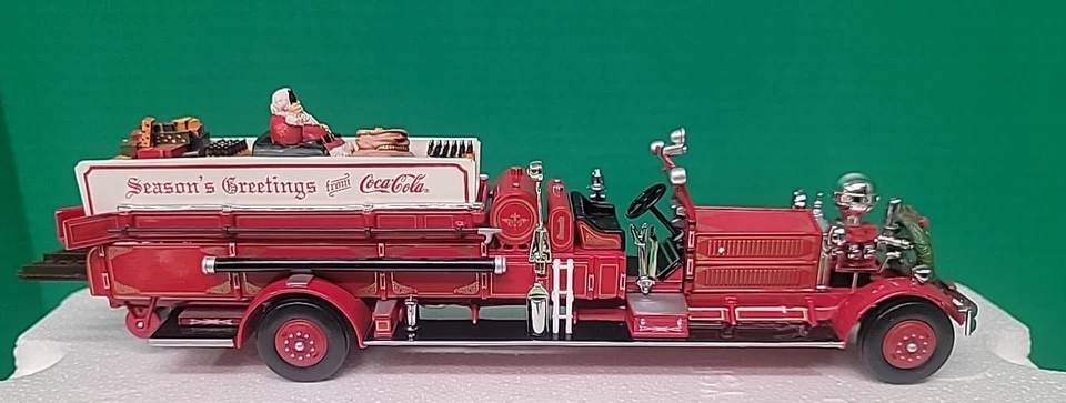 Matchbox 1930 Ahrens Fox Coca-Cola Holiday Fire Engine YYM35193 - Image 3 of 4