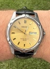 Vintage 90s Seiko Quartz Day-Date Men's Watch 40mm Gold Sunray Dial V743-8B39