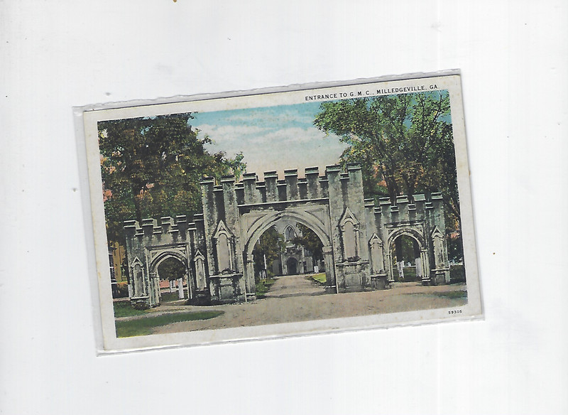 Postcard ENTRANCE TO G. M. C., MILLEDGEVILLE, GEORGIA (Georgia Military College)