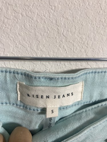 RISEN Mid Waist Frayed Hem Denim Shorts S NEUWERTIG Distressed asymmetrisch Unikat - Bild 2 von 4
