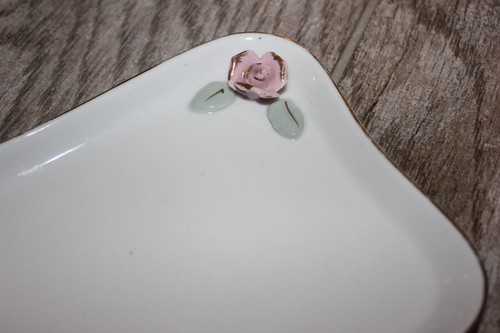 Vintage Small Vanity Dresser Tray White Porcelain Pink Rose Applique Gilded Trim - Picture 3 of 5