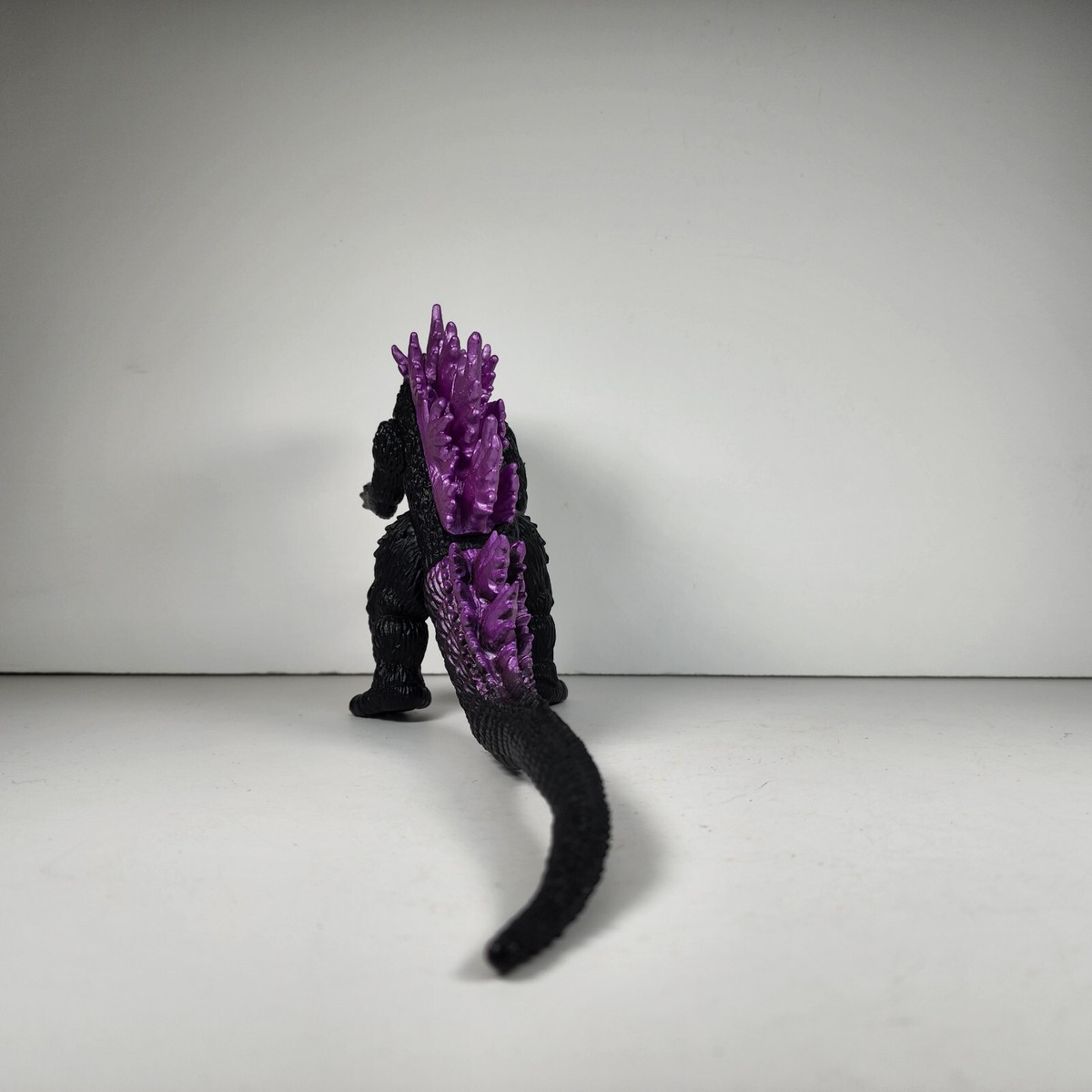 Godzilla Action Figure Purple Spikes Fin King of the Monsters Toy