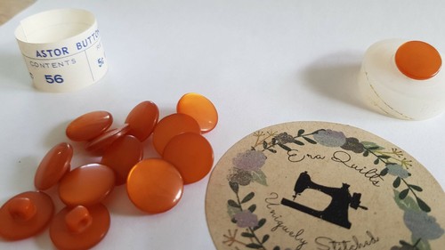 Astor vintage/retro shank button new 12pcs, 13.7mm diam., colour: burnt orange - Picture 5 of 10