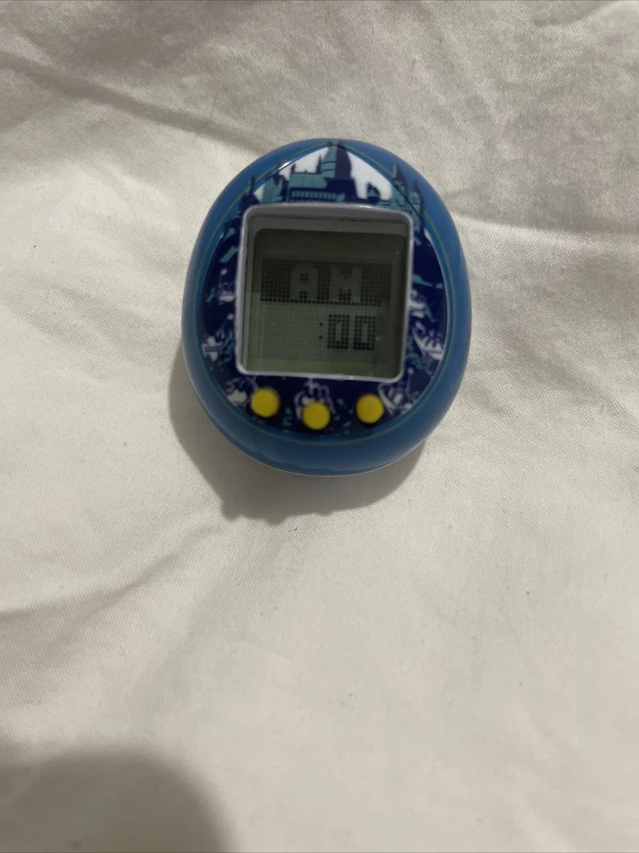 Замок Хогвартс Bandai Tamagotchi Nano Harry Potter синий - Изображение 3 из 4