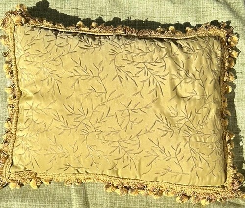 Cuscino verde vintage 1950 MCM fatto a mano doppia nappa/bordo OTTIMO USATO IN OTTIME CONDIZIONI 20x10" - Foto 8 di 10