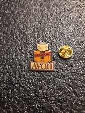 Pin's Avon France produit hygiène soin beauté parfum - Pin Pins Badge Jan23
